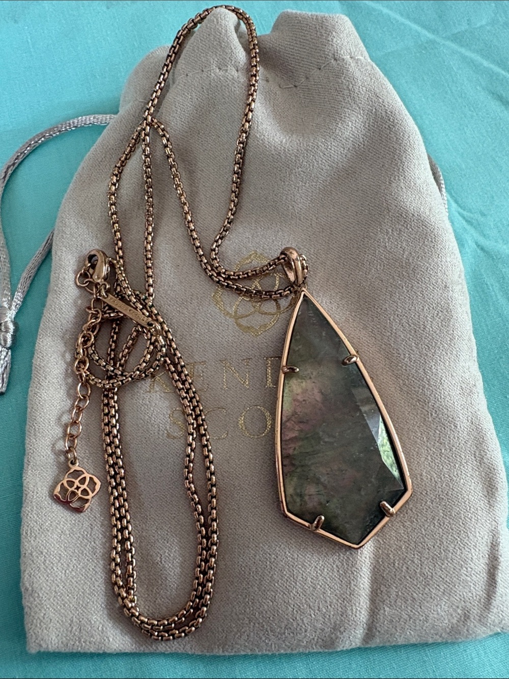Kendra Scott Long Strand Rose Gold Necklace with Black MOP stone like new